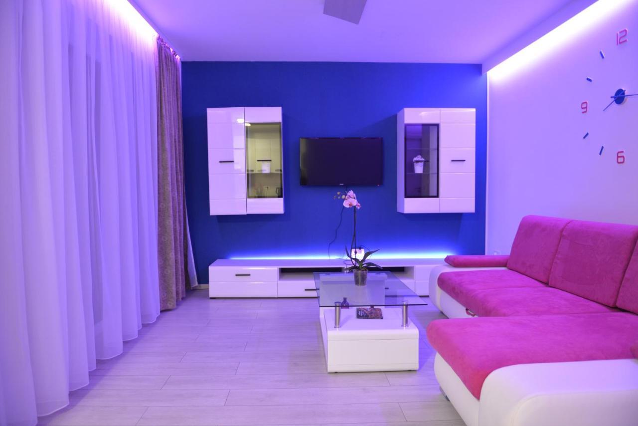 Coresi Deluxe Apartment Braşov Dış mekan fotoğraf